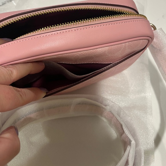 New! Coach! - Picture 9 of 16